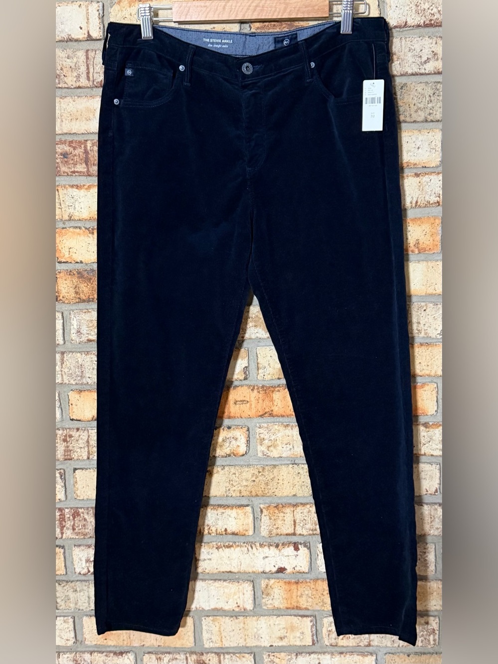 Anthropologie AG navy cords 32 NWT